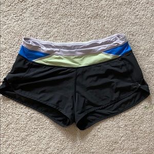 EUC Lululemon speed up shorts (2.5”, size 8)